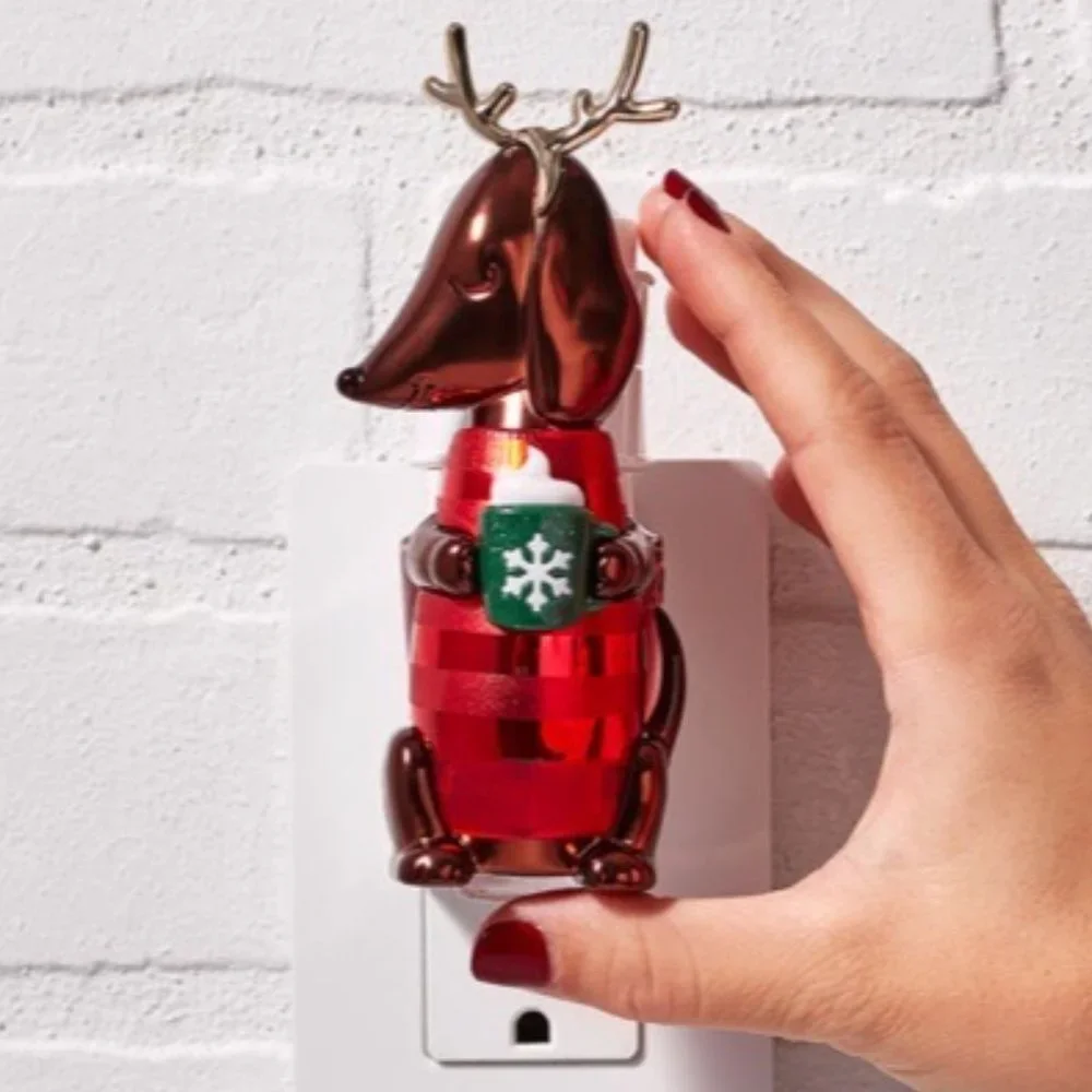 Bath & Body Works Hot Cocoa Dog Adjustable Nightlight Wallflowers Plug-In